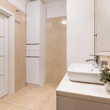 Gagarin Plaza Sea View Apart Arcadia 198 Apartment Odesa