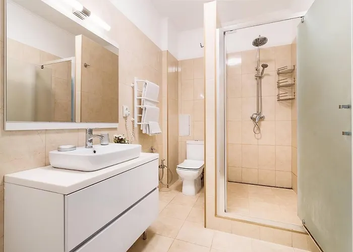 Gagarin Plaza Sea View Apart Arcadia 198 *